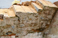 Restauration im Keller Pins