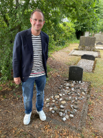 37543BFD-3C36-4DA2-8500-F69D9B34DEBD